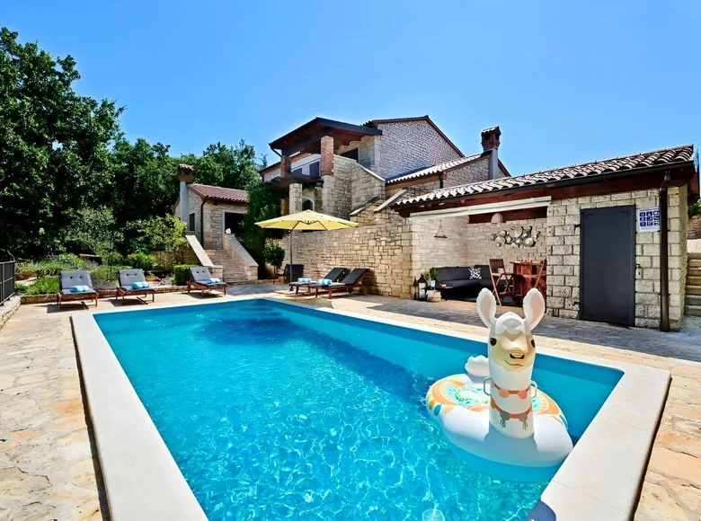 Villa de 4 dormitorios 250 m² Kaldanija, Croacia