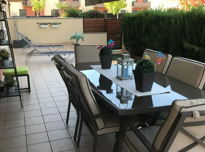 3 bedroom apartment 90 m² Creixell, Spain