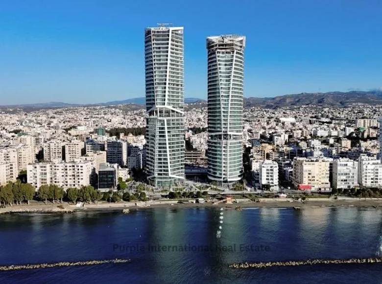 Mieszkanie 3 pokoi 166 m² Limassol, Cypr