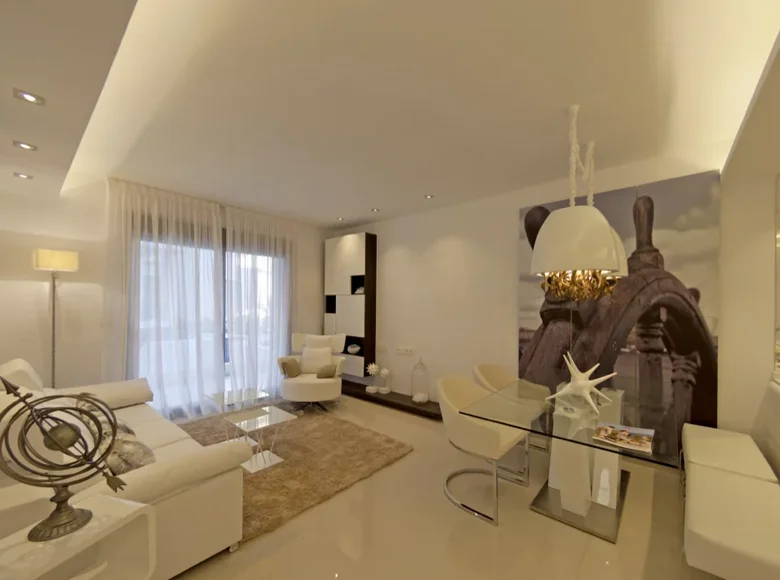 Mieszkanie 2 pokoi 80 m² Costa Blanca, Hiszpania