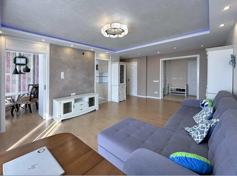 Квартира 3 комнаты 91 м² Минск, Беларусь