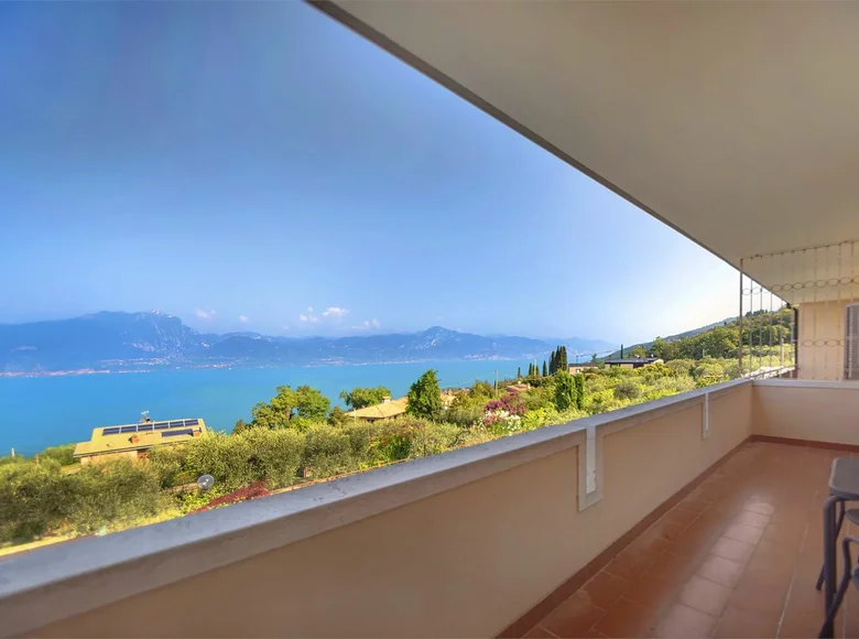 3 bedroom townthouse 152 m² Torri del Benaco, Italy