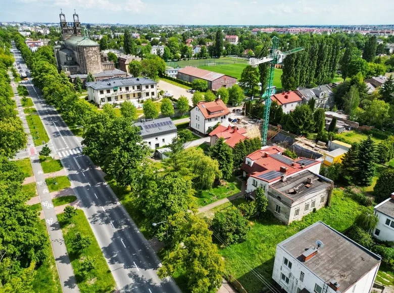 Land 1 room 540 m² Warsaw, Poland