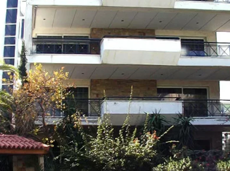 Commercial property 1 500 m² in Municipality of Piraeus, Greece