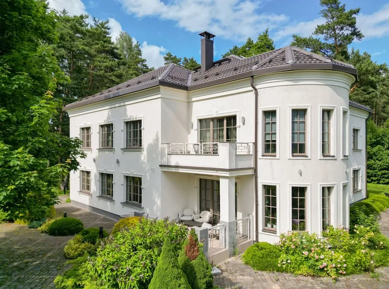 4 bedroom house 369 m² Jurmala, Latvia