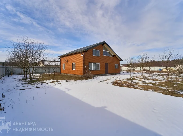 Casa 4 habitaciones 140 m² Kalodziscanski siel ski Saviet, Bielorrusia