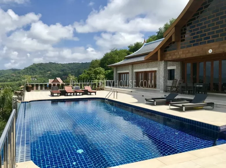 villa de 5 chambres 1 600 m² Phuket, Thaïlande