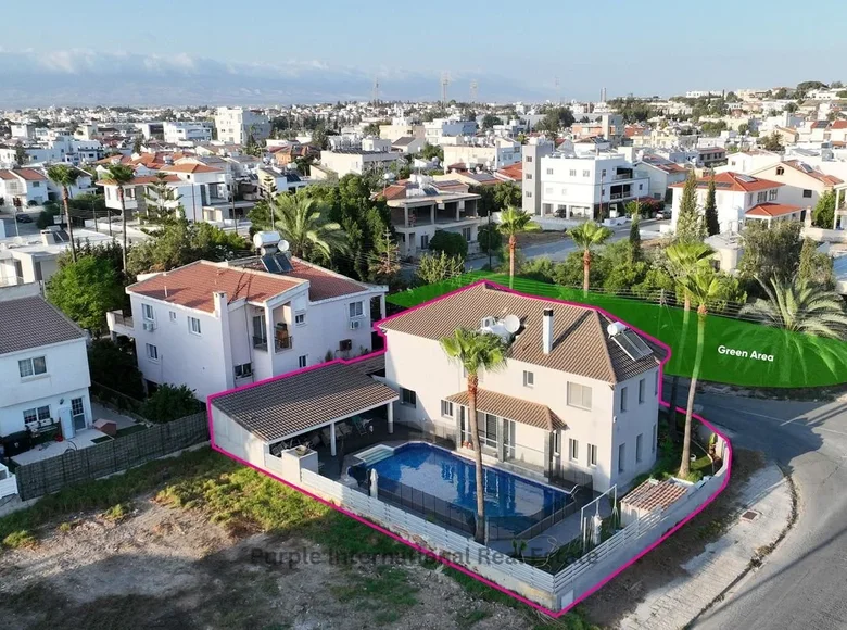 Willa 3 pokoi 239 m² Nikozja, Cypr