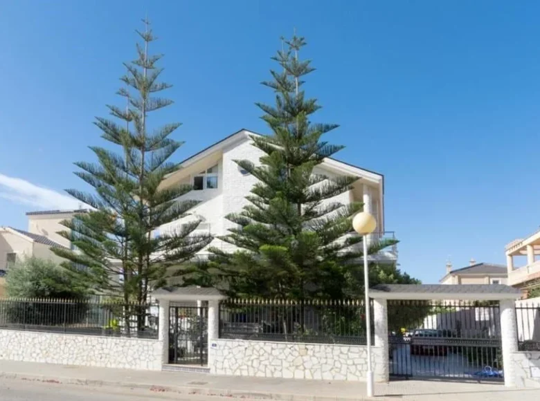 Villa 12 Schlafzimmer 500 m² Ischewsk, Russland