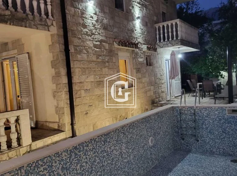 Haus 5 zimmer 156 m² Budva, Montenegro