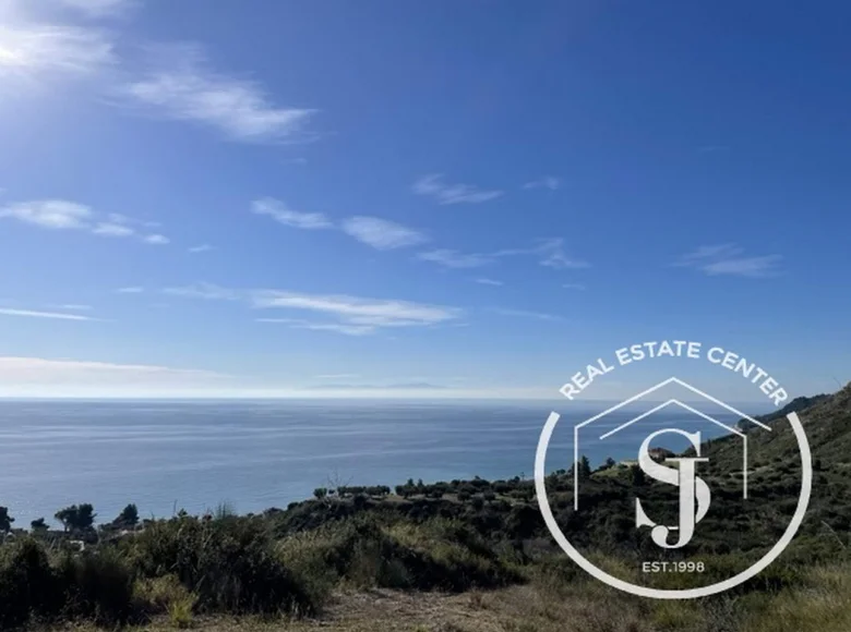 Producción 4 152 m² en Moles Kalybes, Grecia