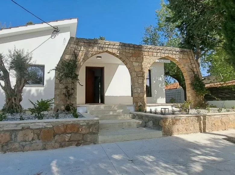 3 bedroom house 160 m² Tala, Cyprus