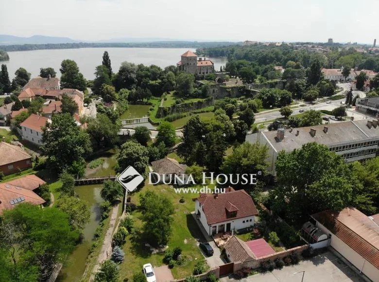 Dom 220 m² Komarom-Esztergom, Węgry