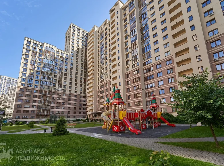 Appartement 3 chambres 66 m² Minsk, Bélarus