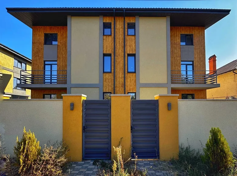 Maison 233 m² Lymanka, Ukraine