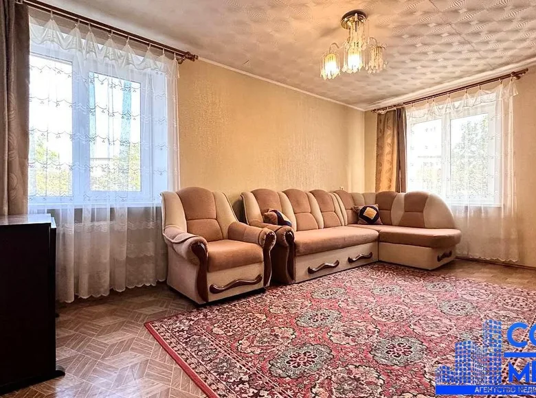 Wohnung 2 Zimmer 57 m² Minsk, Weißrussland