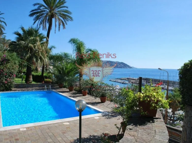 5 bedroom villa 350 m² Bordighera, Italy