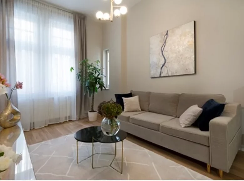 Mieszkanie 3 pokoi 80 m² Budapeszt, Węgry