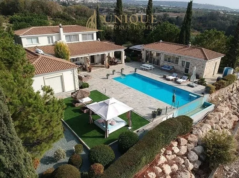 Villa 4 chambres 300 m² Kissonerga, Chypre