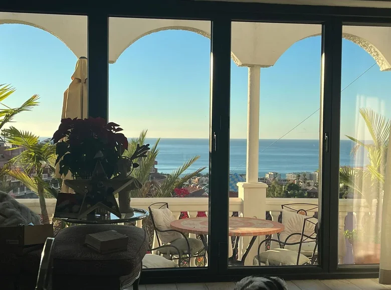 Willa 2 pokoi 120 m² Fuengirola, Hiszpania