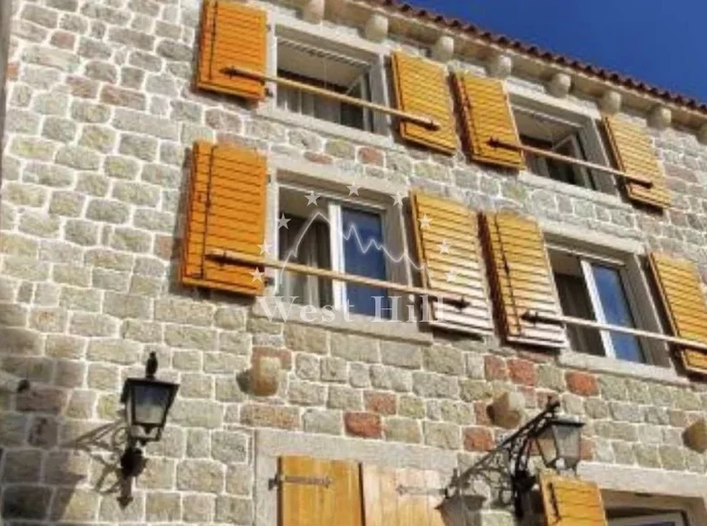 5 room house 350 m² Rijeka-Rezevici, Montenegro