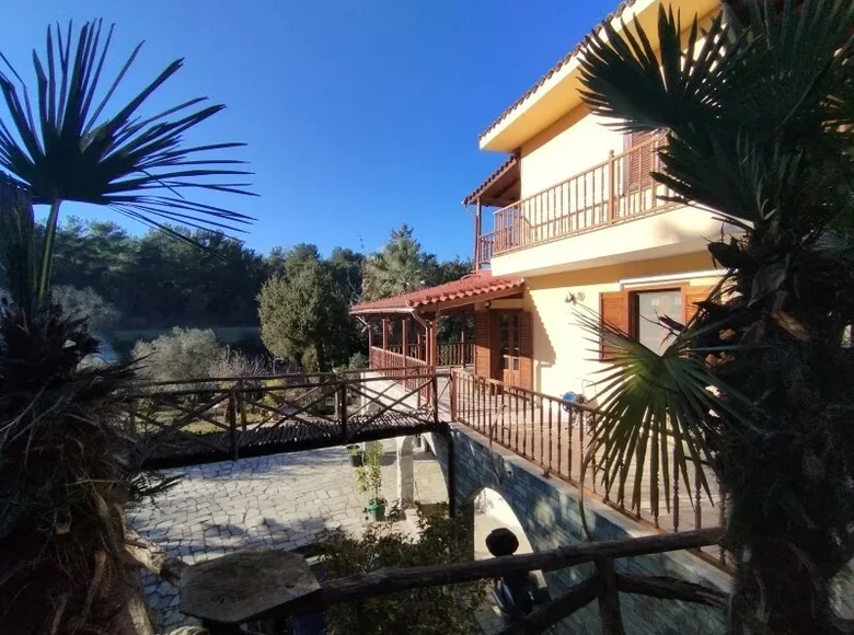 Cottage 6 bedrooms 310 m² Kardia, Greece