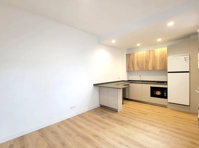 Apartamento 2 habitaciones  Área metropolitana de Madrid y Corredor del Henares, España