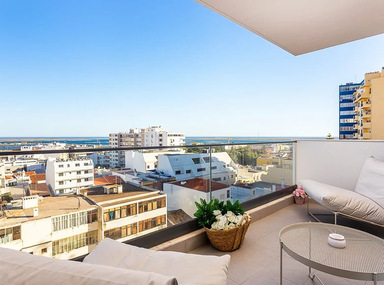 3 bedroom apartment 150 m² Faro, Portugal