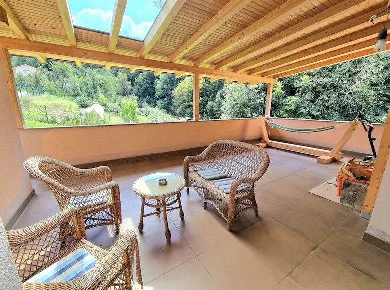 House 531 m² Medvode, Slovenia