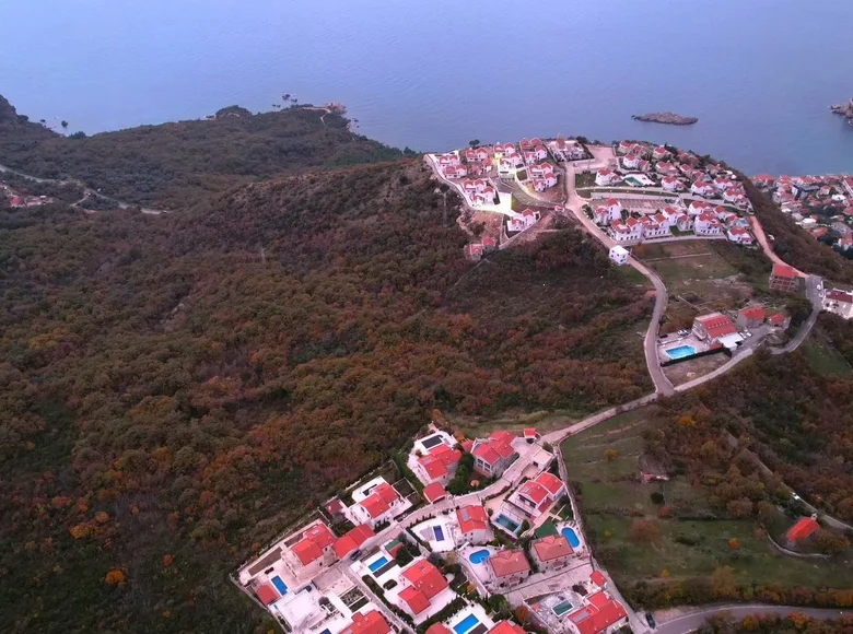 Atterrir  Monténégro, Monténégro