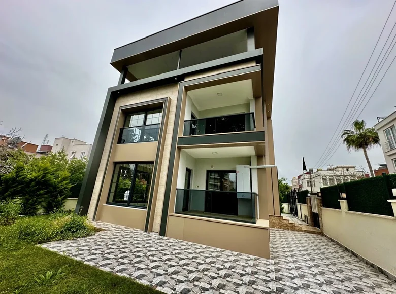 Willa 6 pokojów 225 m² Mezitli, Turcja
