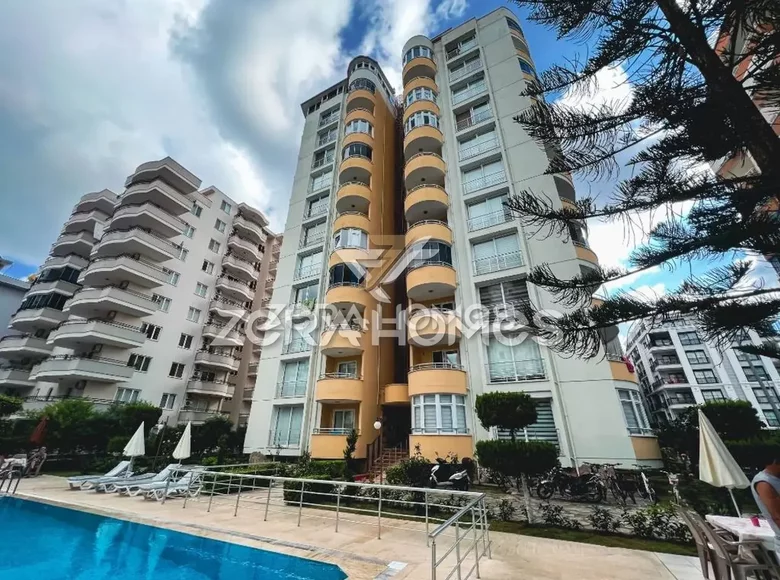 Квартира 3 комнаты 125 м² Махмутлар центр, Турция