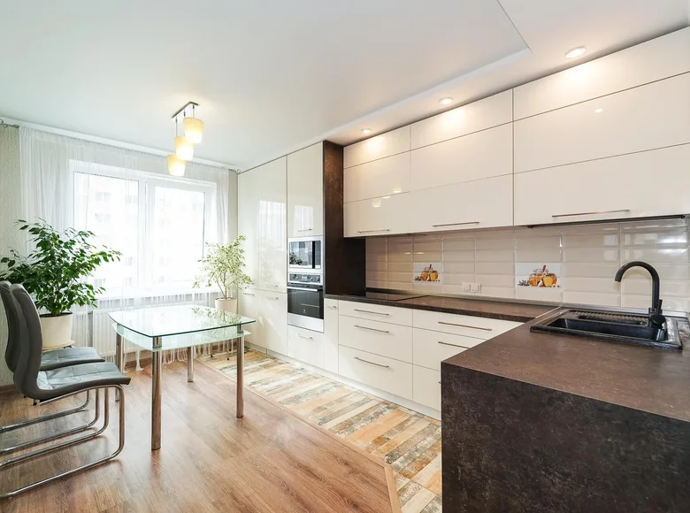 Wohnung 3 zimmer 66 m² Minsk, Belarus