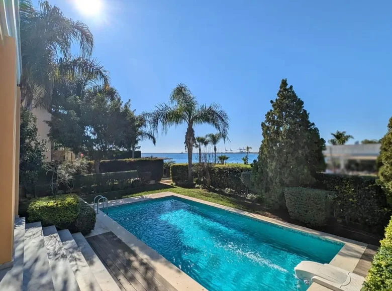 Maison 4 chambres 295 m² Limassol, Chypre