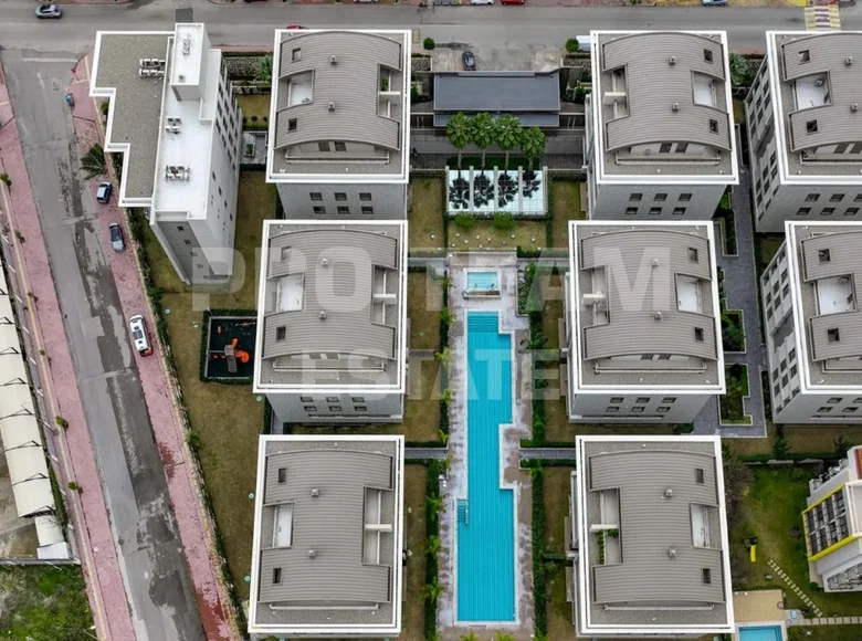 2 bedroom apartment 110 m² Konyaalti, Turkey