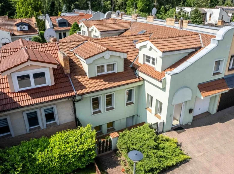 Casa 354 m² Poznan, Polonia