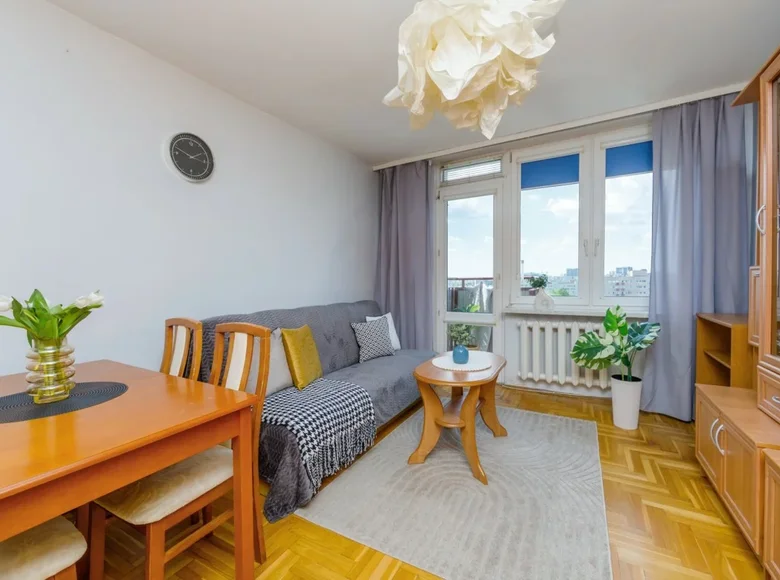 2 room apartment 38 m² Warsaw, Poland