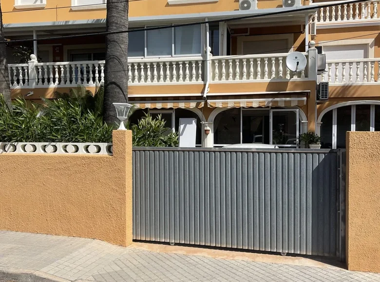 Квартира 2 спальни 72 м² Denia, Испания