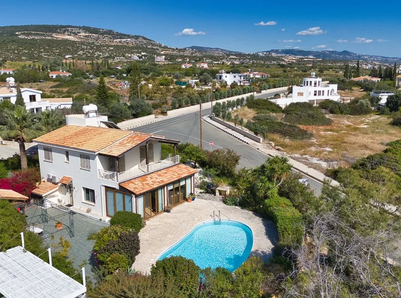 Casa 3 habitaciones 191 m² Agios Georgios Peyeias, Chipre