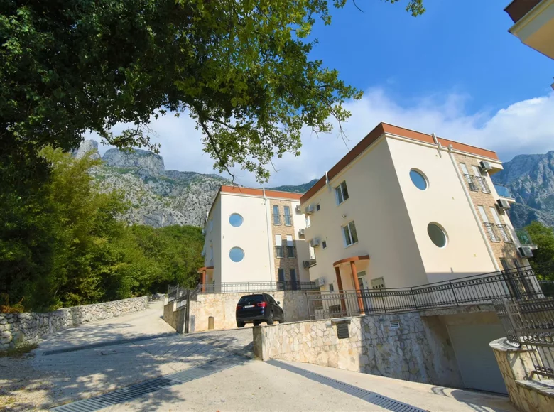 Nieruchomości komercyjne 657 m² Bijela, Czarnogóra