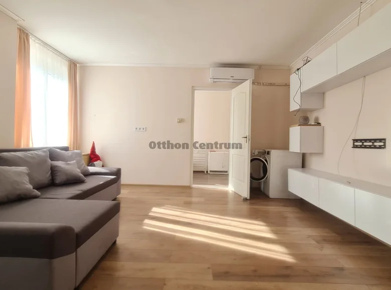 Дом 4 комнаты 130 м² Дунаэдьхаза, Венгрия