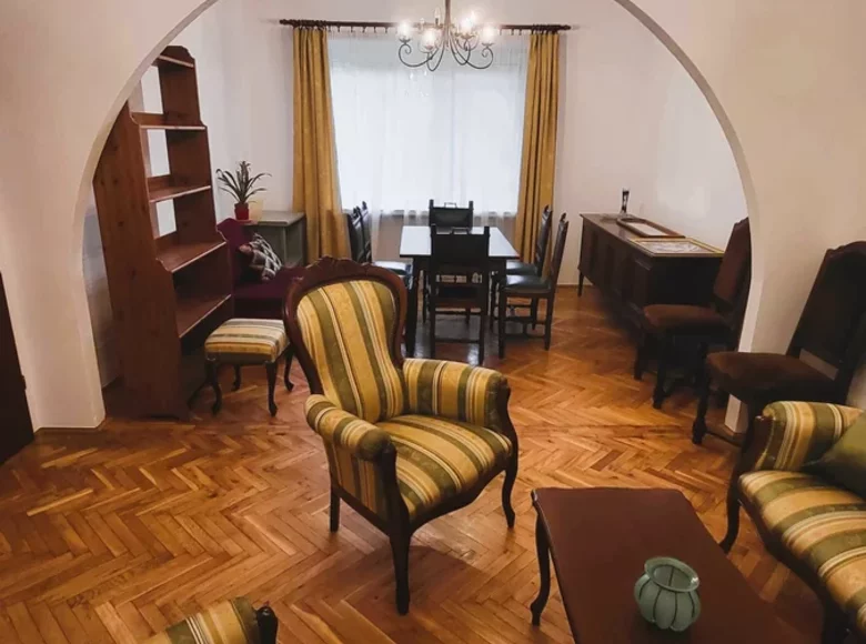 Квартира 2 комнаты 70 м² в Варшава, Польша