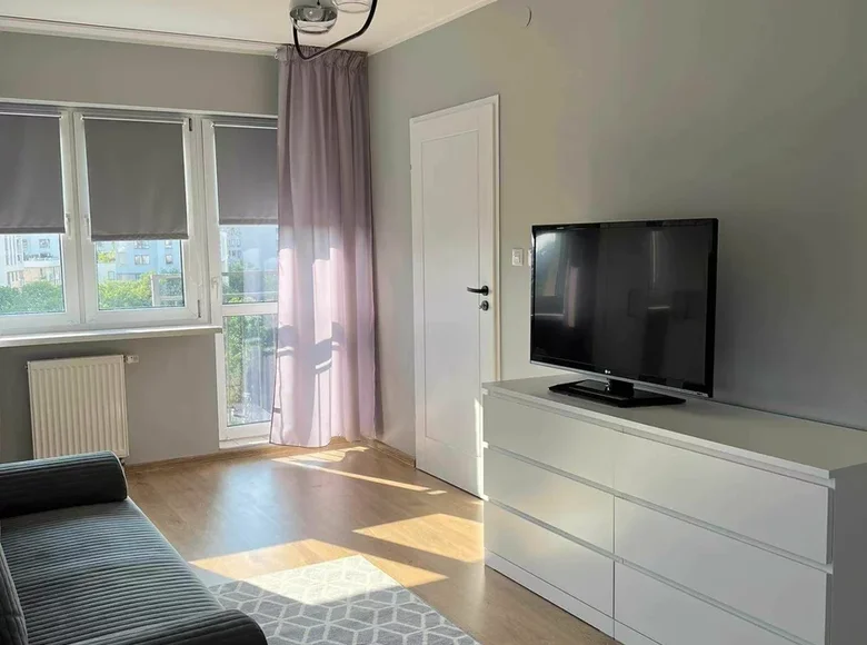 1 room apartment 28 m² in Warsaw, Poland