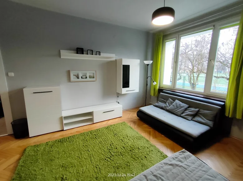 1 room apartment 38 m² in Warsaw, Poland