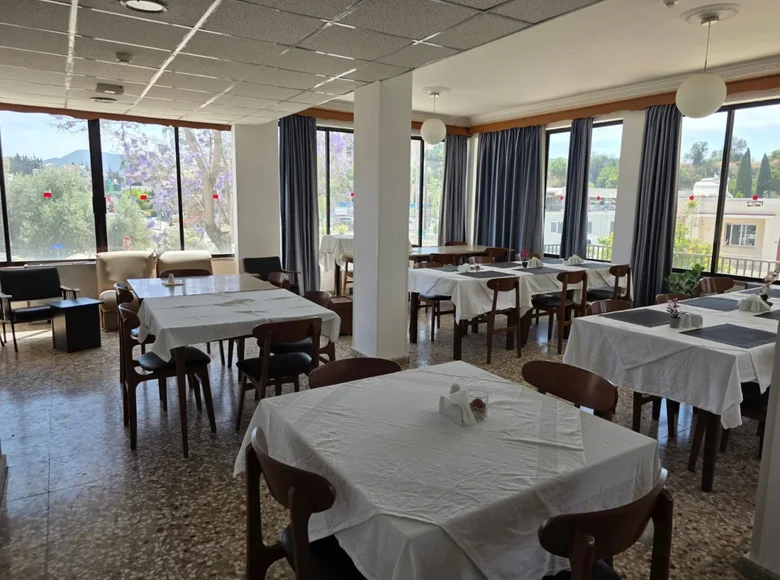Hotel 1 425 m² Polis, Zypern