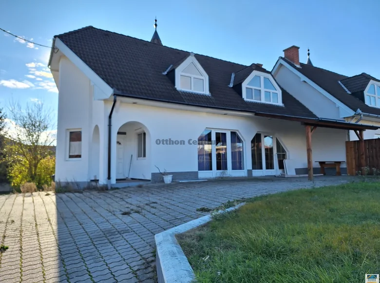 7 room house 223 m² Gyenesdias, Hungary