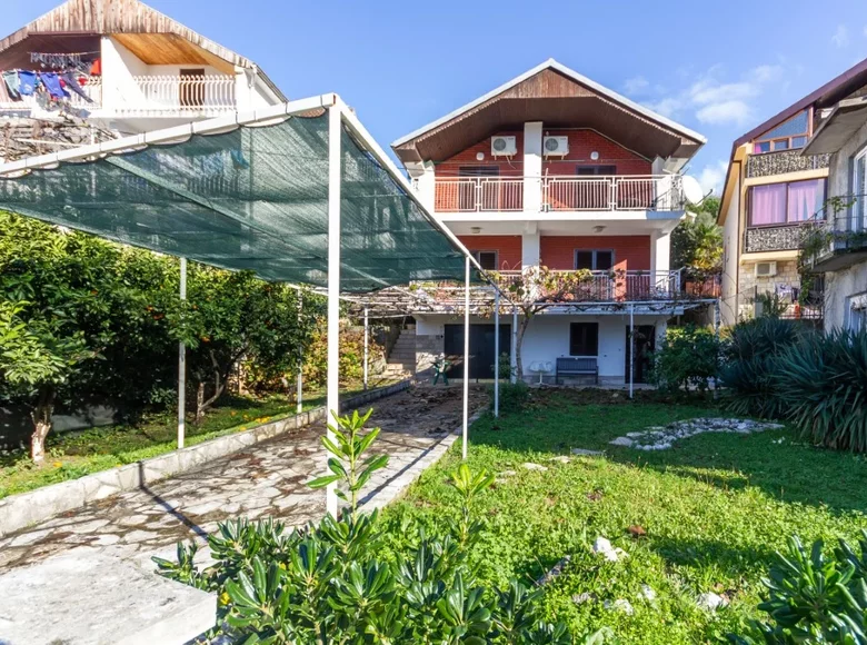2 bedroom house 166 m² Montenegro, Montenegro
