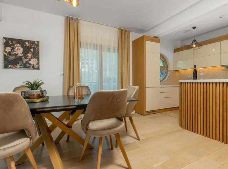 Apartamento 4 habitaciones 107 m² Przno, Montenegro