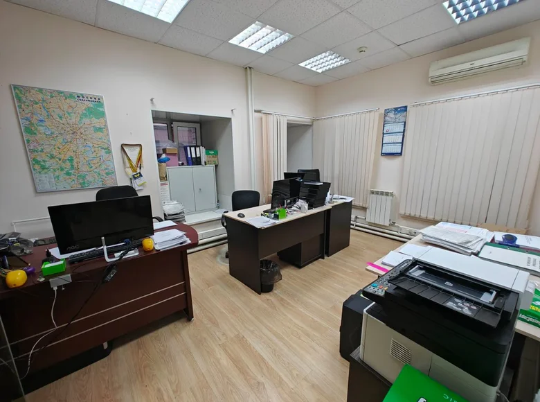 Office 303 m² in Central Administrative Okrug, Russia