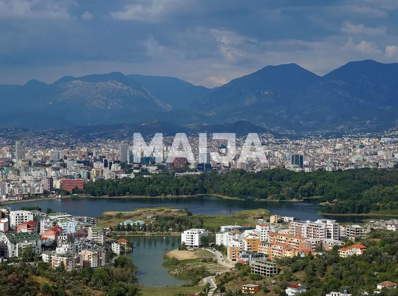 Apartment 6 bedrooms 600 m² Tirana, Albania